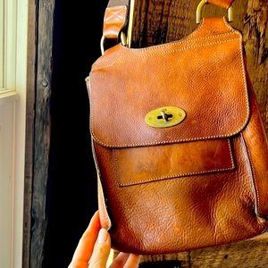 Vintage Mulberry Antony Medium Crossbody in OAK leather.Used,but good condition